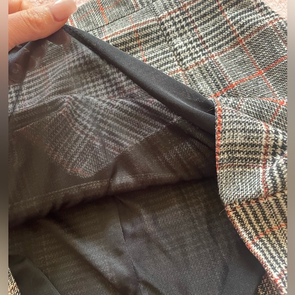 Vintage Plaid Skirt - Picture 4 of 7
